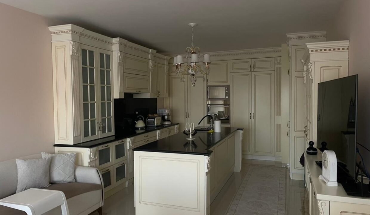 Shtepia Salih Mripa 10