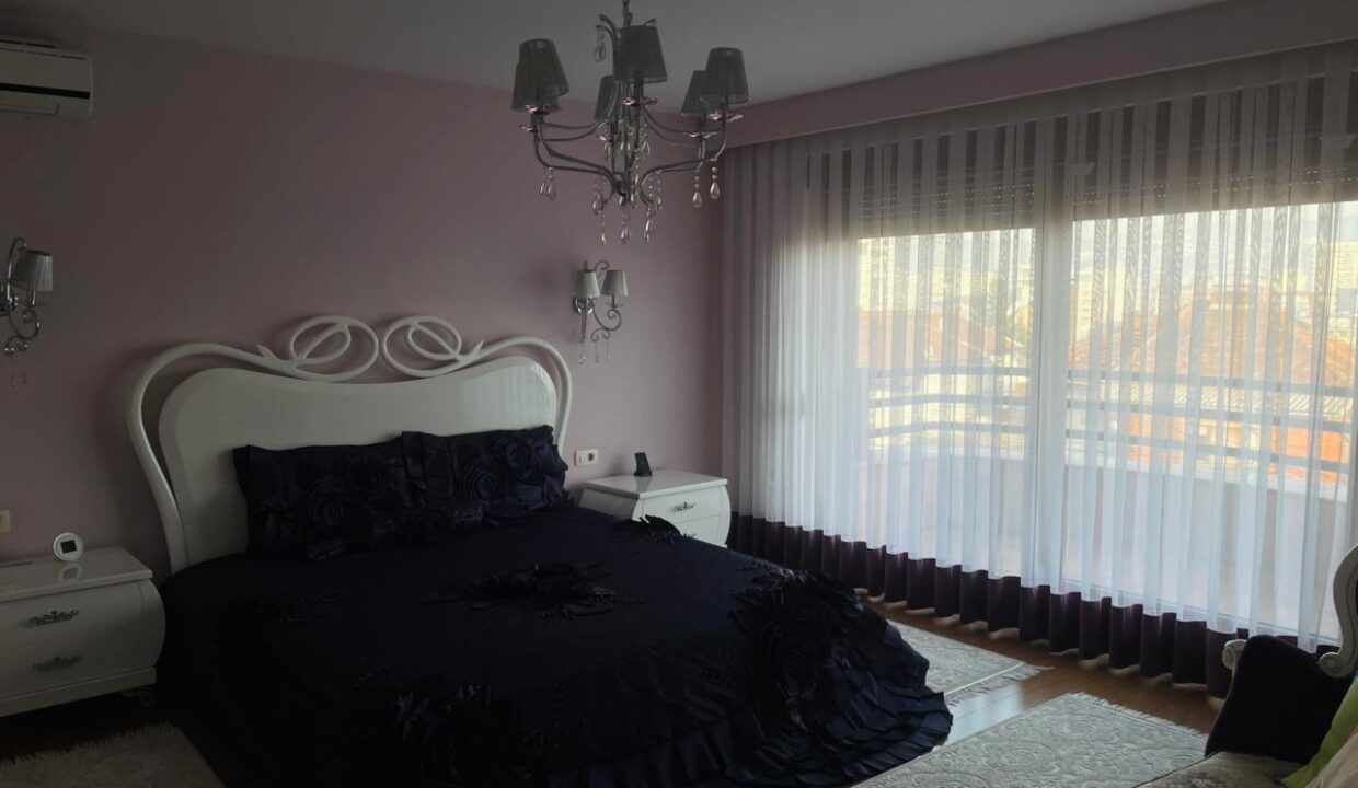 Shtepia Salih Mripa 21