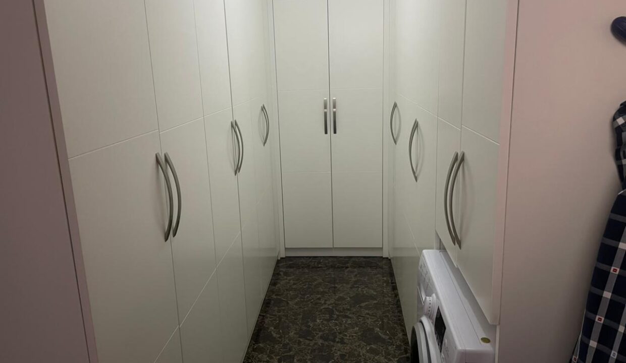 Shtepia Salih Mripa 23