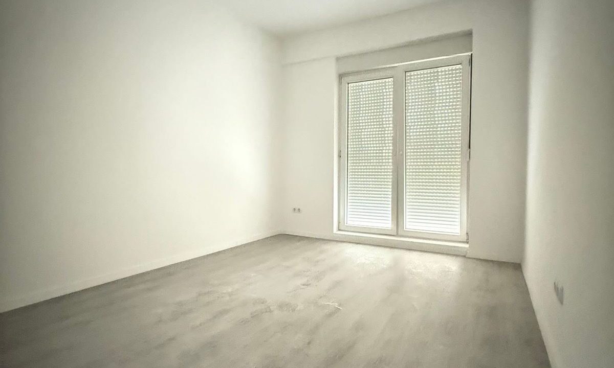 Te Ismeti banesa Prishtina e Re 8