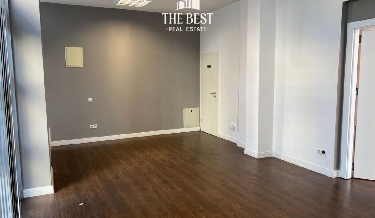 2 lokale ngjit me njana tjetren Emshir tek hotel Nartel Property ID 2026-115-3