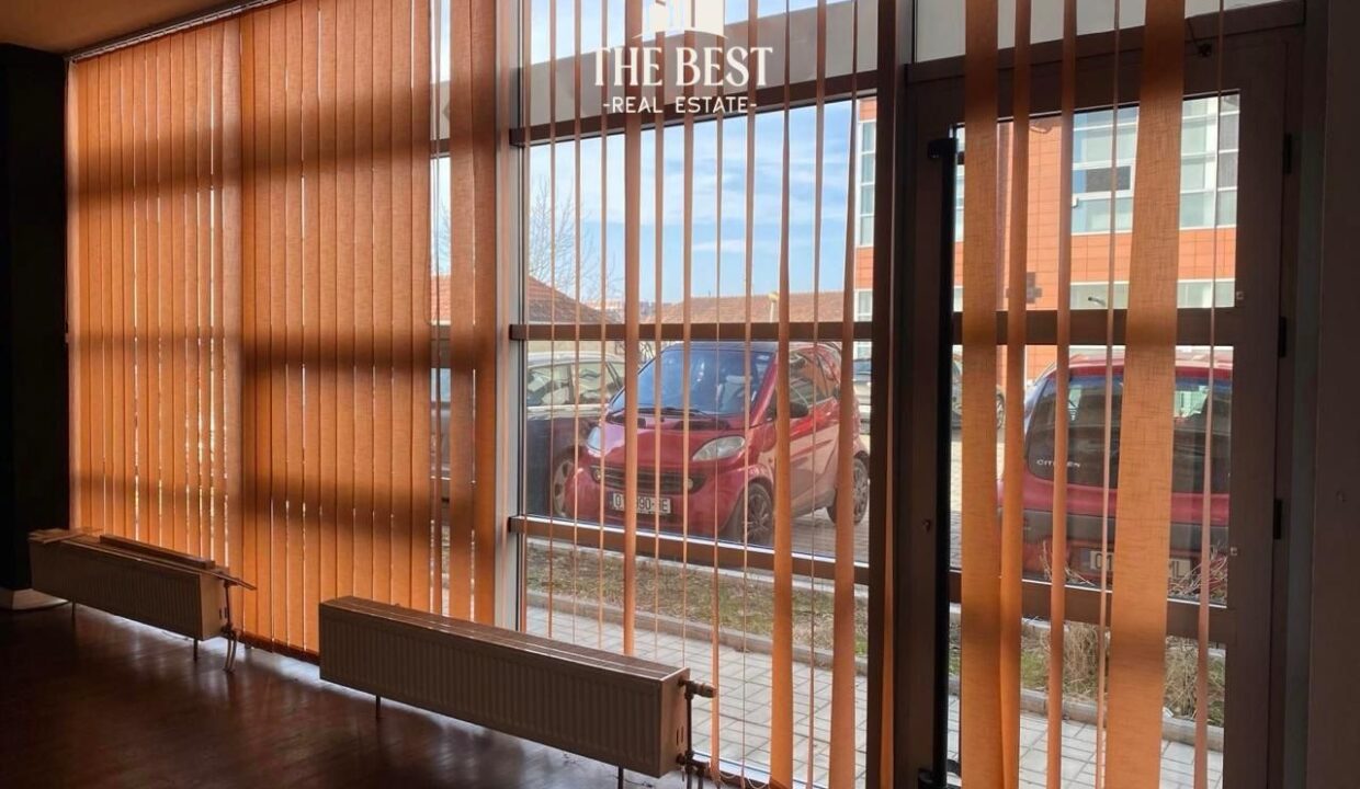 2 lokale ngjit me njana tjetren Emshir tek hotel Nartel Property ID 2026-115-5