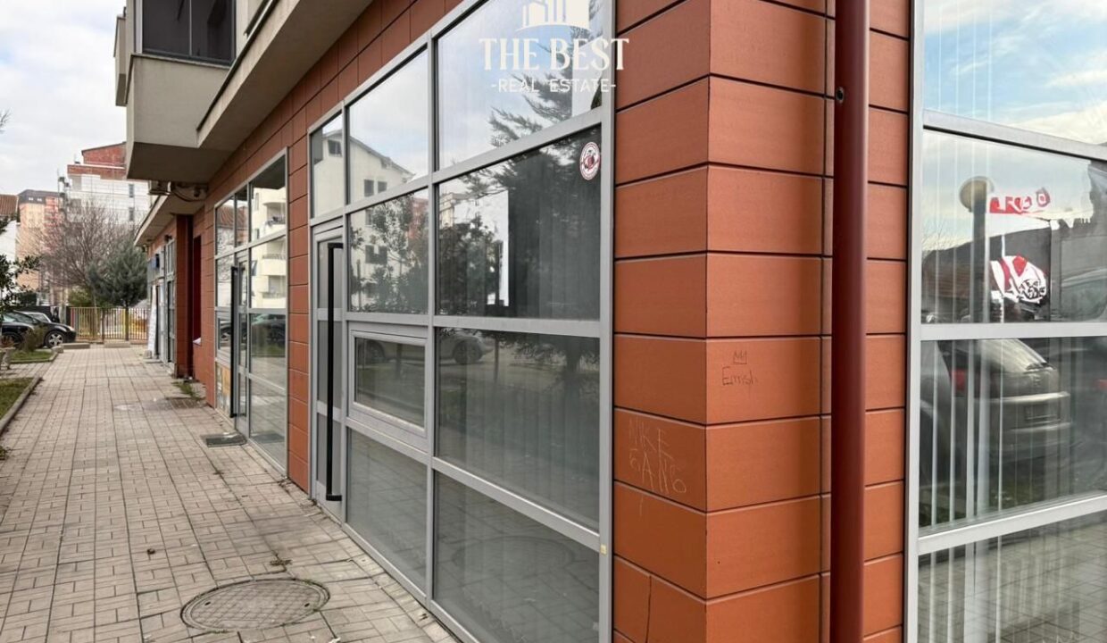 2 lokale ngjit me njana tjetren Emshir tek hotel Nartel Property ID 2026-115-7