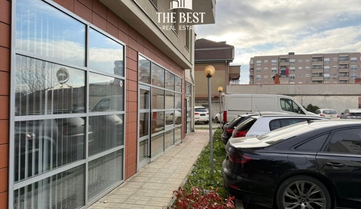 2 lokale ngjit me njana tjetren Emshir tek hotel Nartel Property ID 2026-115-9