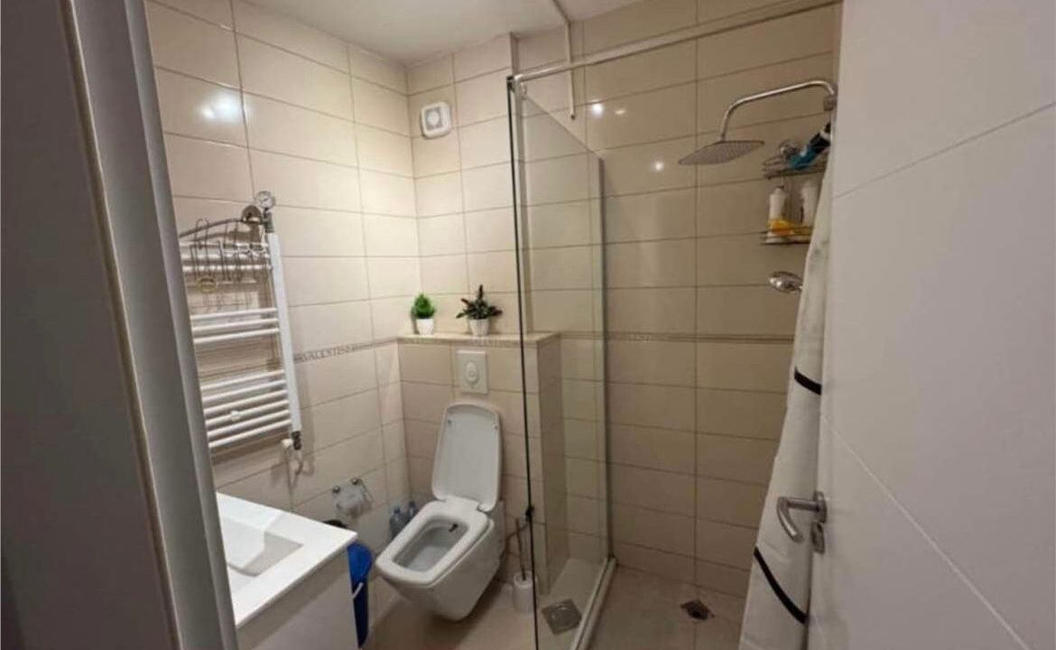 Banes te Royal Mall Property ID 2026-196-6