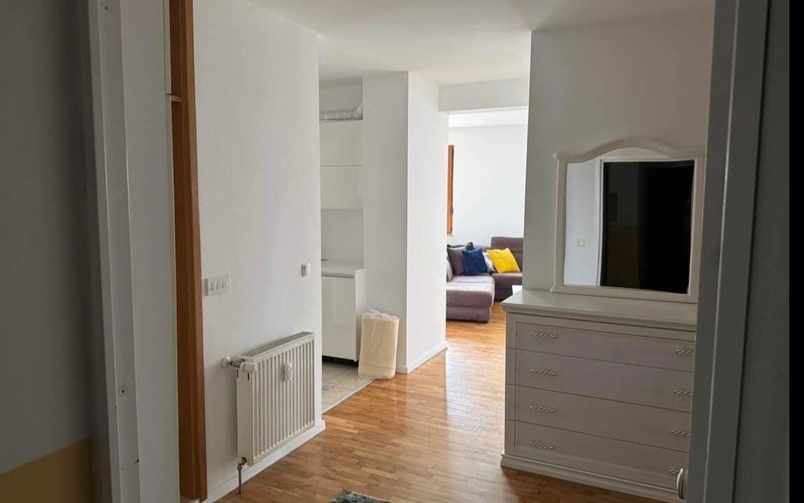 e2dc34ec-a436-4ff5-a5ea-121c30b11858