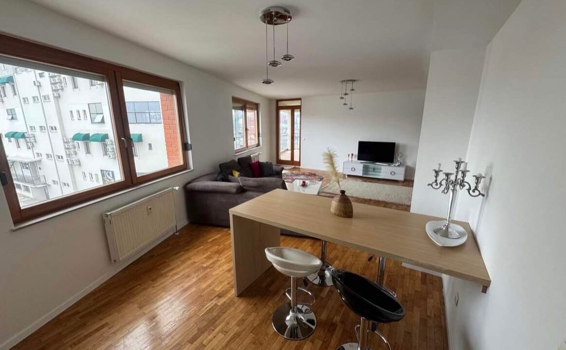 f1e5bf7f-524d-432d-9960-38d12393c50e